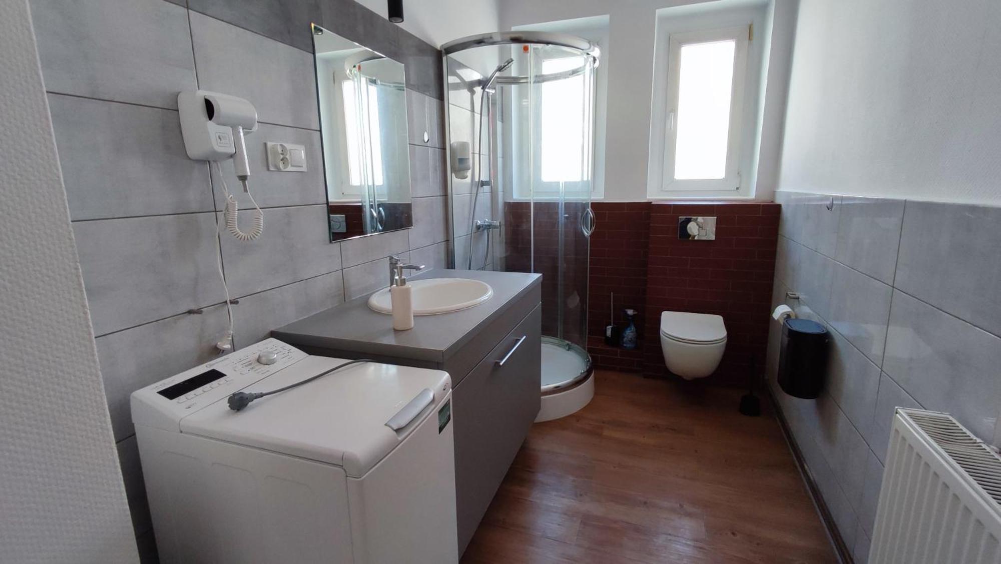 Apartamento Centrum Poznania Mtp - 96 M2, 3 Lazienki